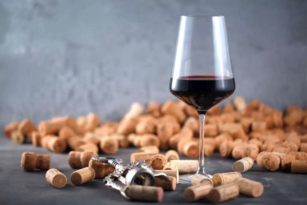 Bouchon de liège une tradition dans le monde des vignerons